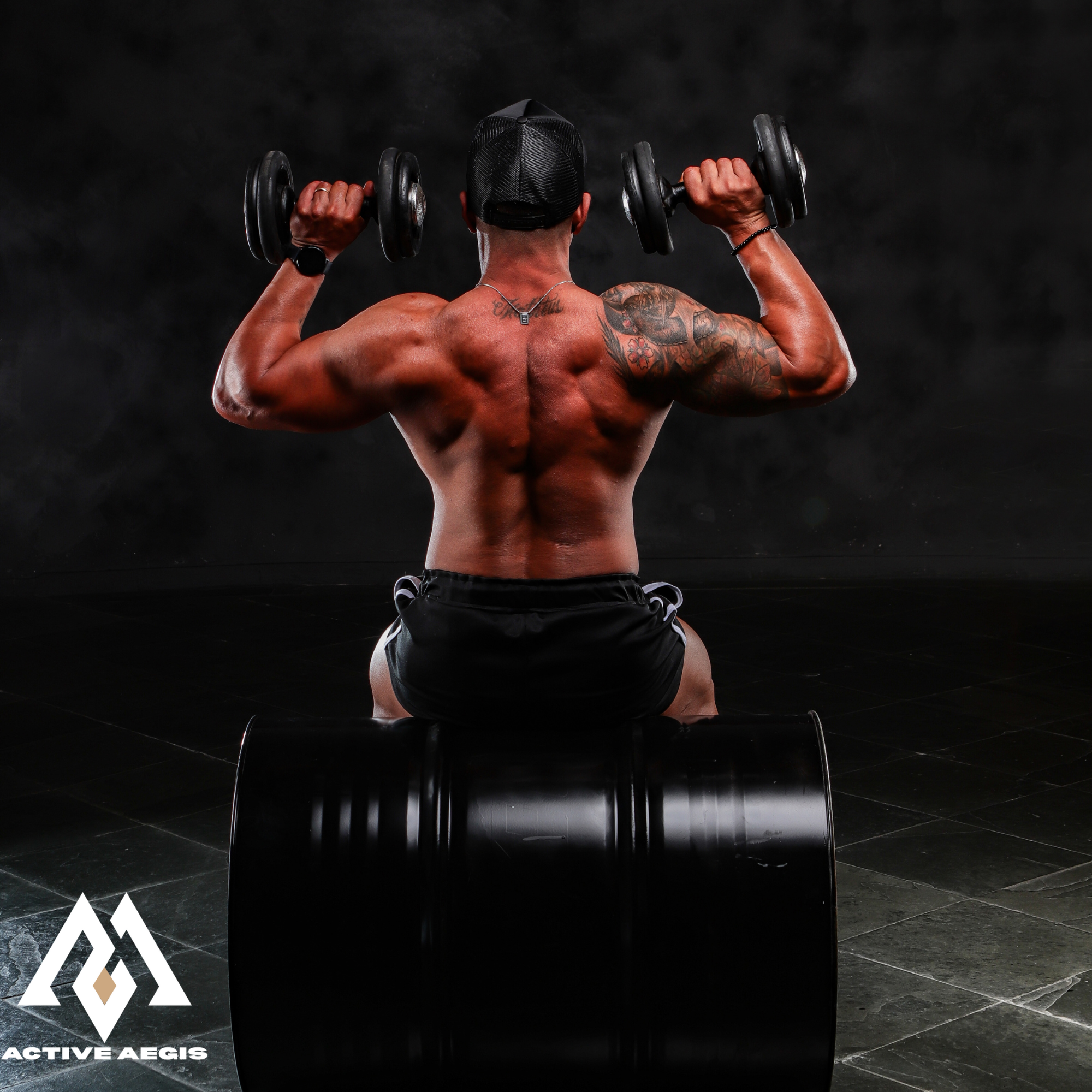Training gear collection – performance activewear including gym tops, leggings, shorts, and accessories designed for strength and endurance workouts